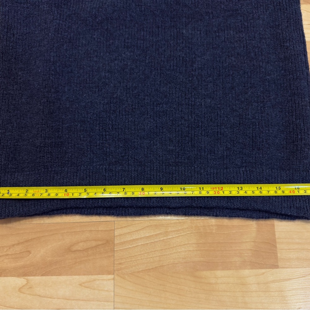 Best Made Co. Guide Sweater - Men's Size Small (100% Wool & Waxed Cotton) - Picture 10 of 12